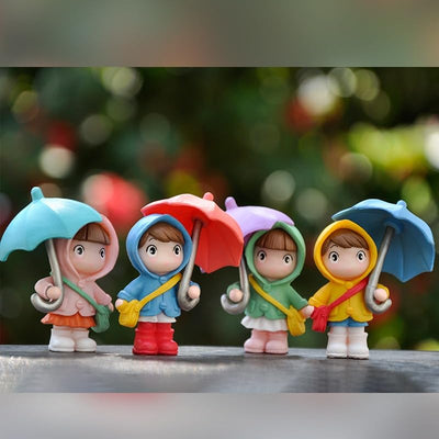 4 Pcs(1 set) Miniature Cute Kids Figurines with Open Umbrella | DIY Fairy Garden Accessories | Mini Dollhouse Decoration | Home Décor, DIY Craft & Cake Topper (Multicolor)