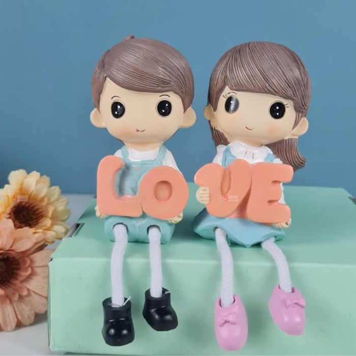 Hanging Legs Showpiece Cute Boy and Girl, Toy Cute Couple Statue Figurines Decorative for Home Decor, Living Room, Table Decoration, Gift for Girlfriend, Boyfriend