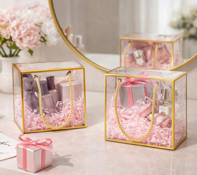 Small Square Trasparent Golden border Bag Goodie Bags Gift bag, gift For new year Gifting, marriage Return Gifts, Birthday, Wedding, Party, Season's Greetings(Small) (Golden) (14x 7 x 14)cm