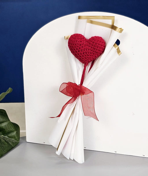 1 Pcs Ready to use Crochet Bouquet for Best Wishes, Gifting, Valentine, Wedding, Home Decor, Office, Bedroom, Balcony Decoration Items, Welcoming(Fabric)