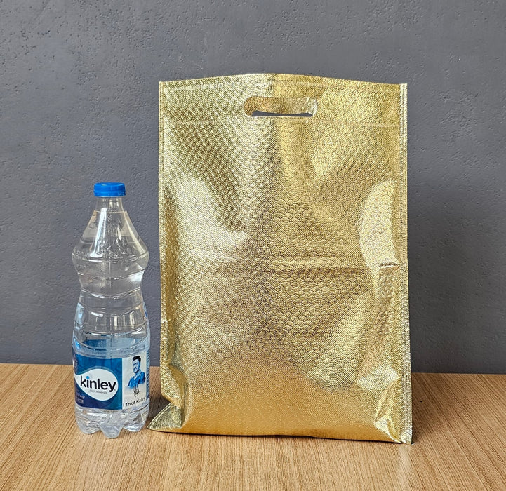 Big Size Non Woven Fabric Bag With Handle 39.5 x 30 cm Gift Paper bag, Carry Bags, gift bag, gift for Birthday, gift for Festivals, Season's Greetings and other Events(Gold)
