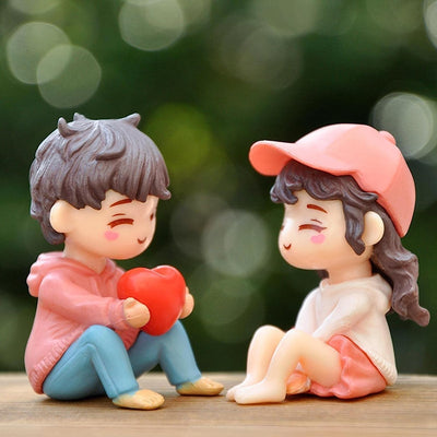 Couples Miniature Set for Unique Gift, Home, Bedroom, Living Room, Office, Restaurant Decor, Showpiece, Figurines and Christmas Decoration Items(1 Set, Multicolor)