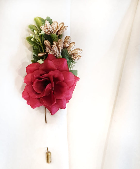 Red Flower Brooch Pins for wedding decoration Wedding ceremony Brooch pin for wedding.