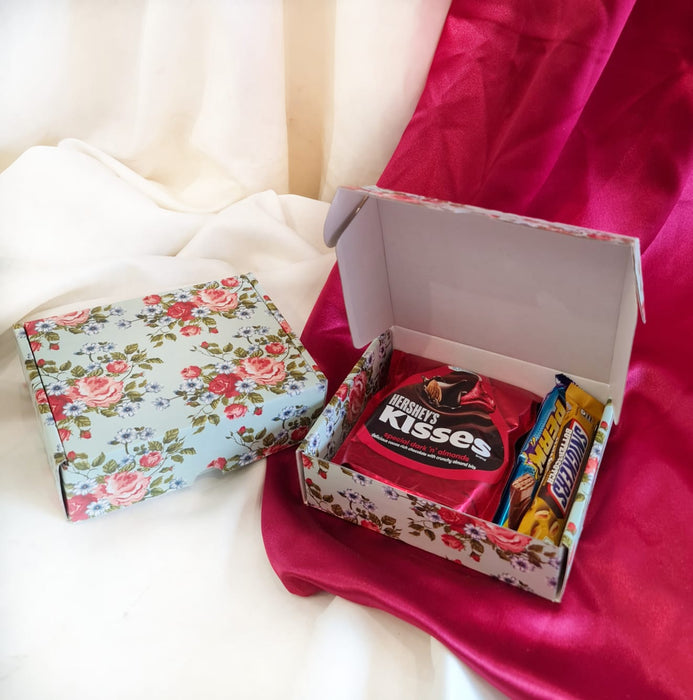 6 Pcs (7x 5.5 x 2 inch) Multipurpose Decorative Folding Paper Cardboard Box DIY Box for Gift Hamper,Wedding gifing.