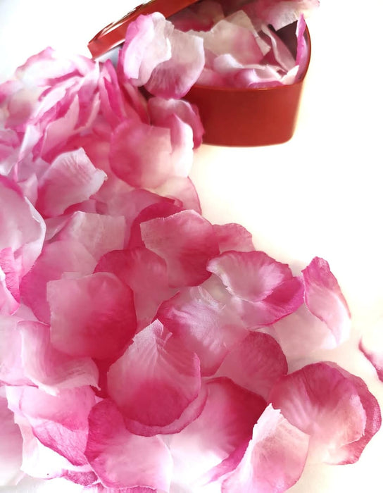Artificial Rose Petals for Decoration Perfect for Her Him Valentine’s Day Romantic Decor for Wedding Anniversary New Year Candle Light Dinner Bedroom Table Party Decor.
