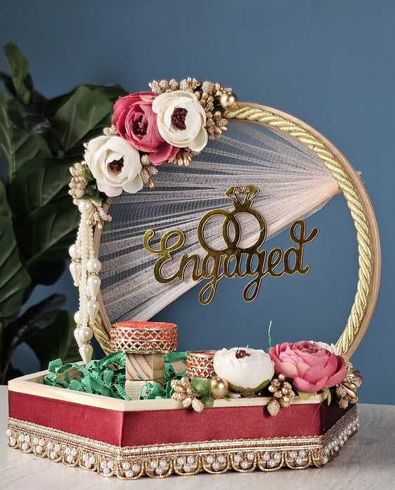 1 pcs Handcrafted Round Platter Holder Tray Engagment Ring Platter Flat Base Floral  Design  2 Ring Platter Function Wood Decorative Platter