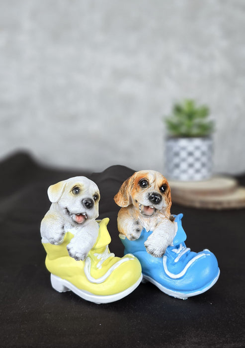 1 Piece Cute Puppy in Shoe Polyresin Showpiece, Shoe Dog Statue for Table Decoration, Cute Puppy Figurine for Home, Office, Room Shelf Decoration