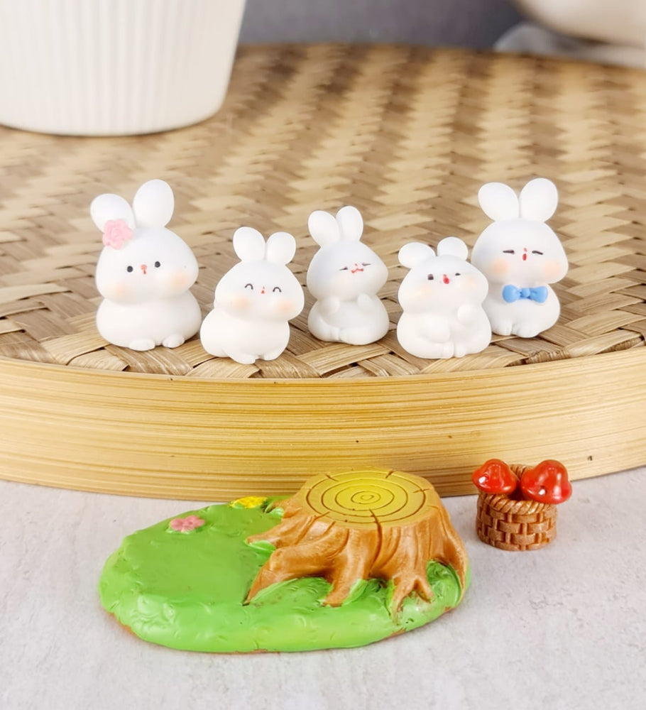 SATYAM KRAFT Mini Deer Figurine Set – 4-Piece Poly Resin Miniatures For Home, Garden, Desk Decor