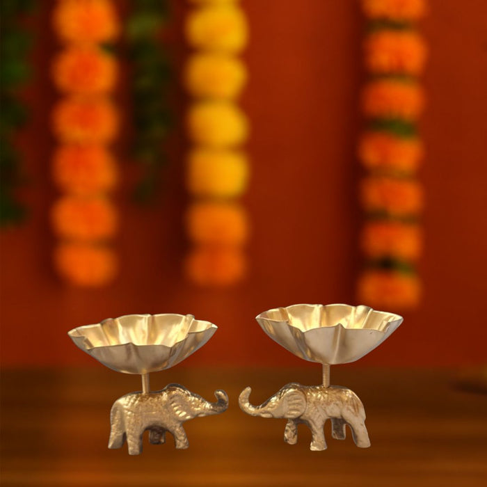 2 pcs decorative Elephant T-light candle Holder (3 INCH)