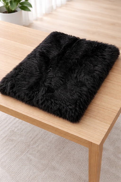1 Pcs Premium Fur Fabric for Photography Backdrop, Baby Shower & Decoration – 70 x 40 Inch (Approx. 178 x 102 cm)