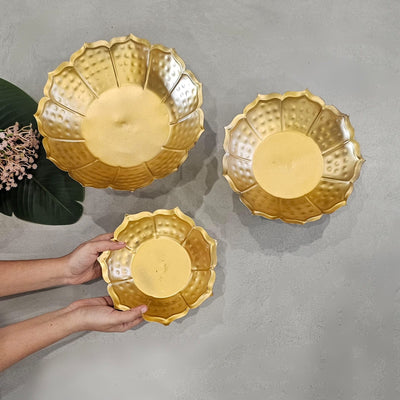 1 Set (3 Pcs) Decorative Open Lotus Flower Gold Polish Urli Bowl | Home, Mandir, Diwali, Floating Flowers & Candle Holder (Golden)